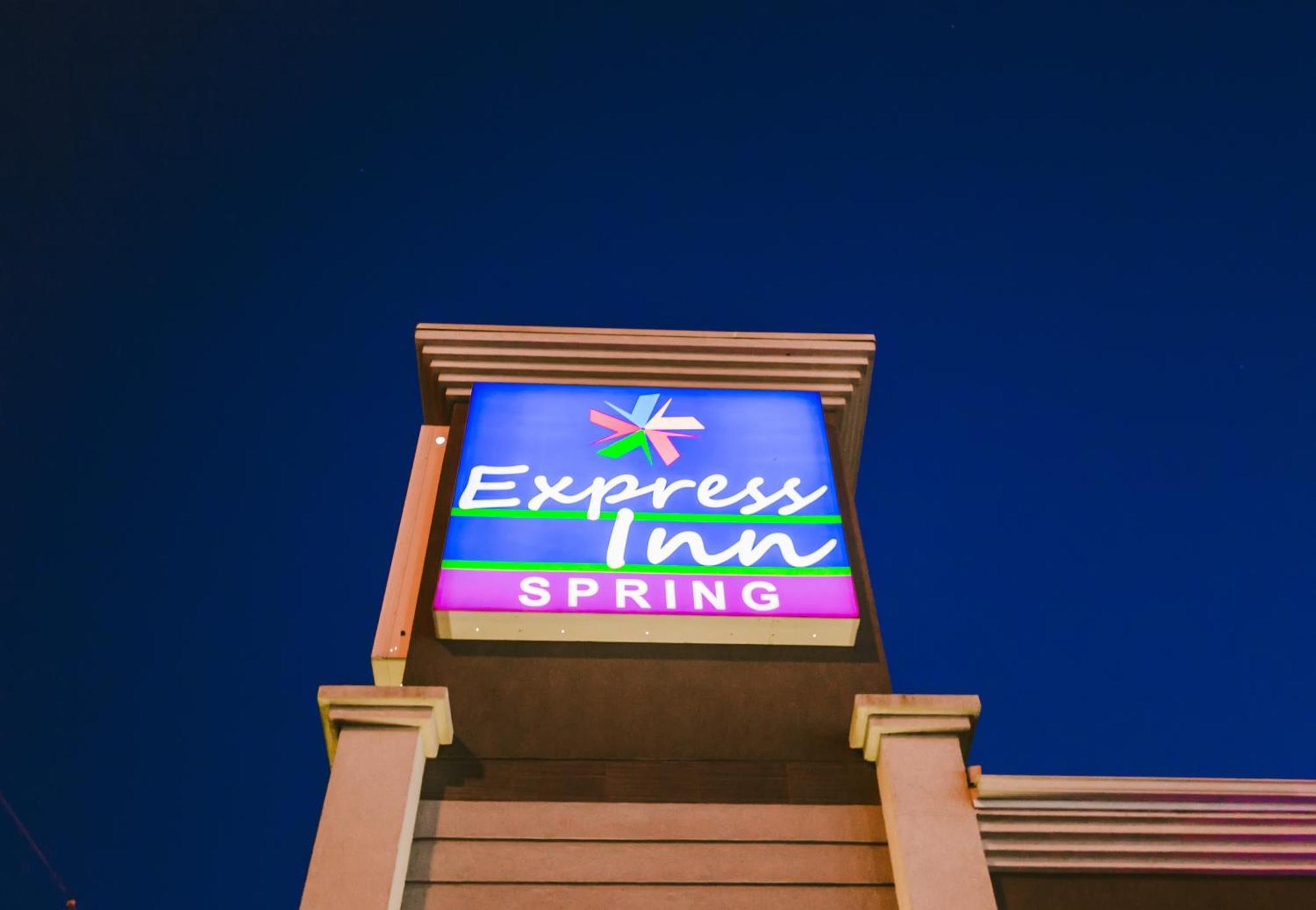 Express Inn - Spring Kültér fotó